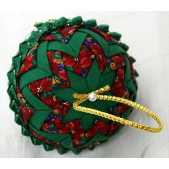 Quilted Christmas Ornament Green Red Floral Pattern Poinsettias Ribbon Decorated - Picture 8 of 8